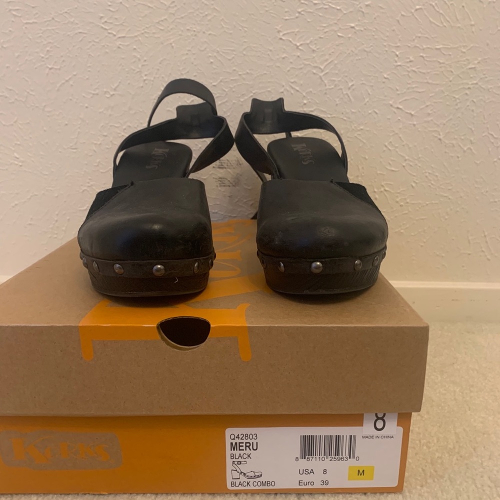 Adorable Kork shoes